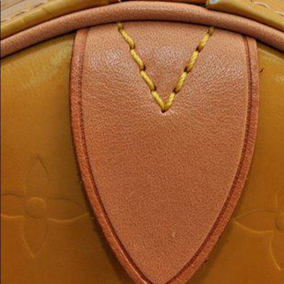 Stunning Vernis Boston Yellow Patent Leather Weekend/Travel Bag - Picture 13 of 16